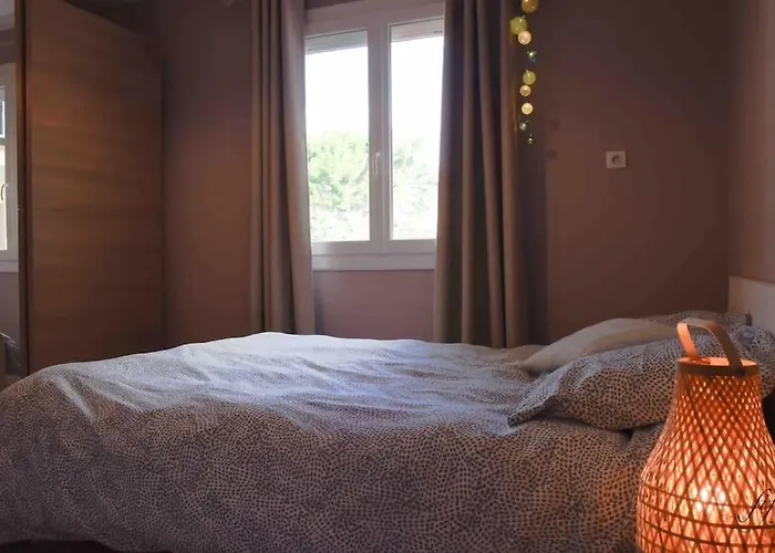 Appartement T2 A Fabregas, Proche Des Sablettes